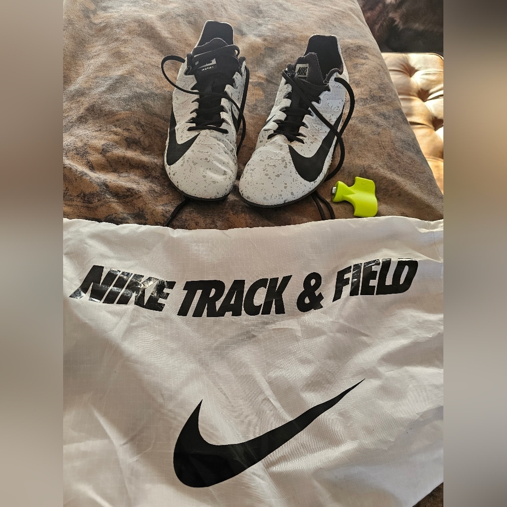 NIKE Track And FIELD Cleats Men 10.5